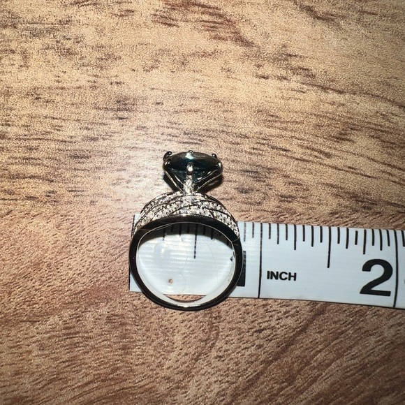 NWOT JTV Raised Blue Stone Ring with Angel Wings - Picture 4 of 6